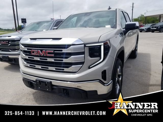 2026 GMC Sierra 1500 SLE in Coastal Dune — front three-quarter view